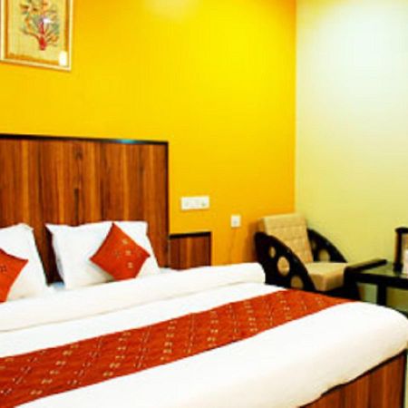 Didi Hotel Lucknow Exterior photo